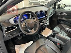 کرایسلەر گراند کەرەڤان